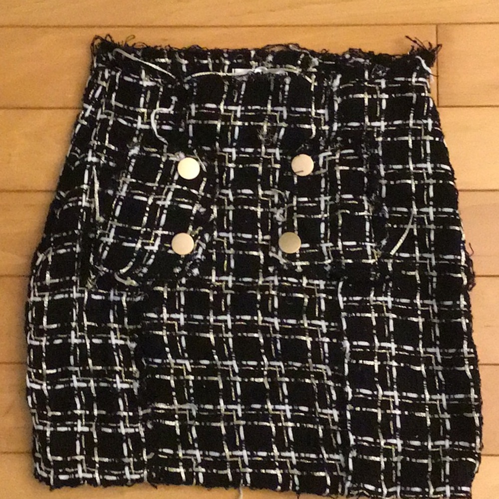 Black Mini-skirt